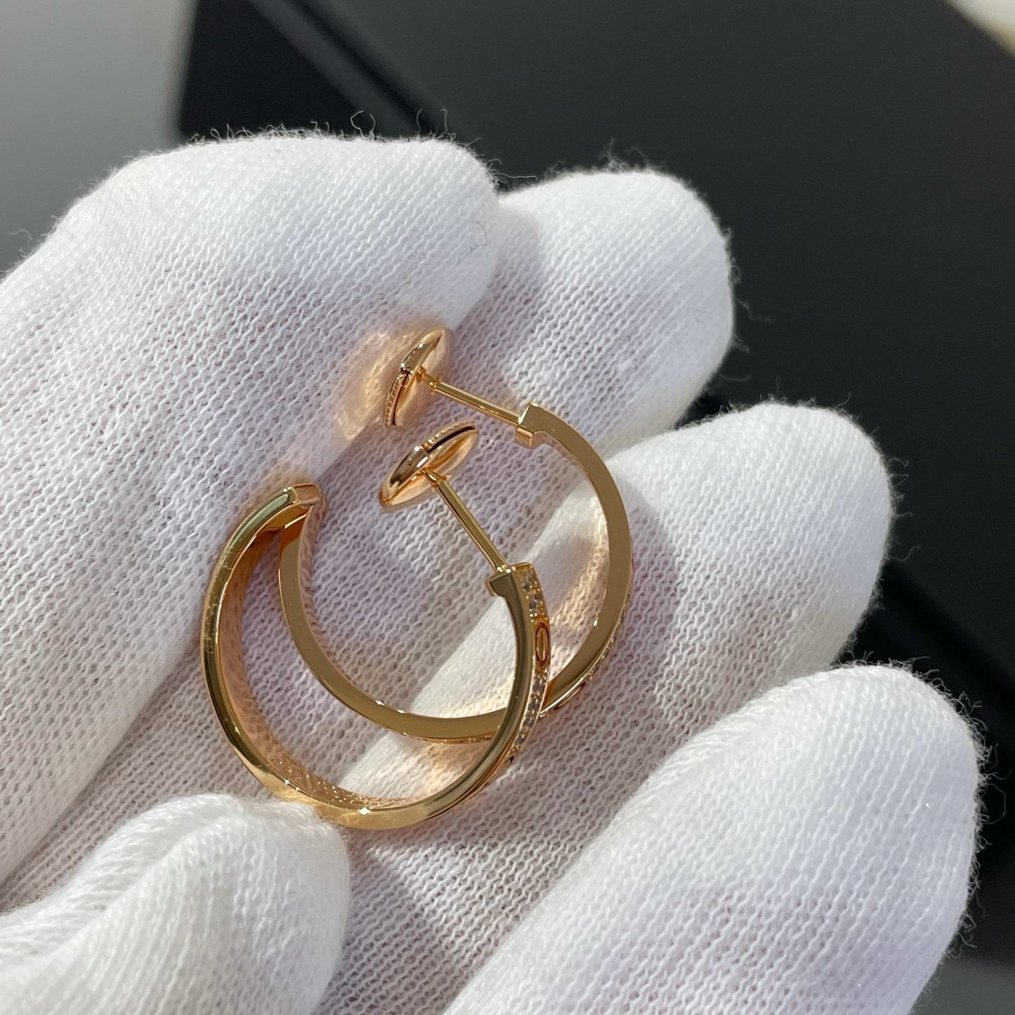 [Lumi Jewelry]LOVE DIAMOND PINK GOLD HOOP EARRINGS