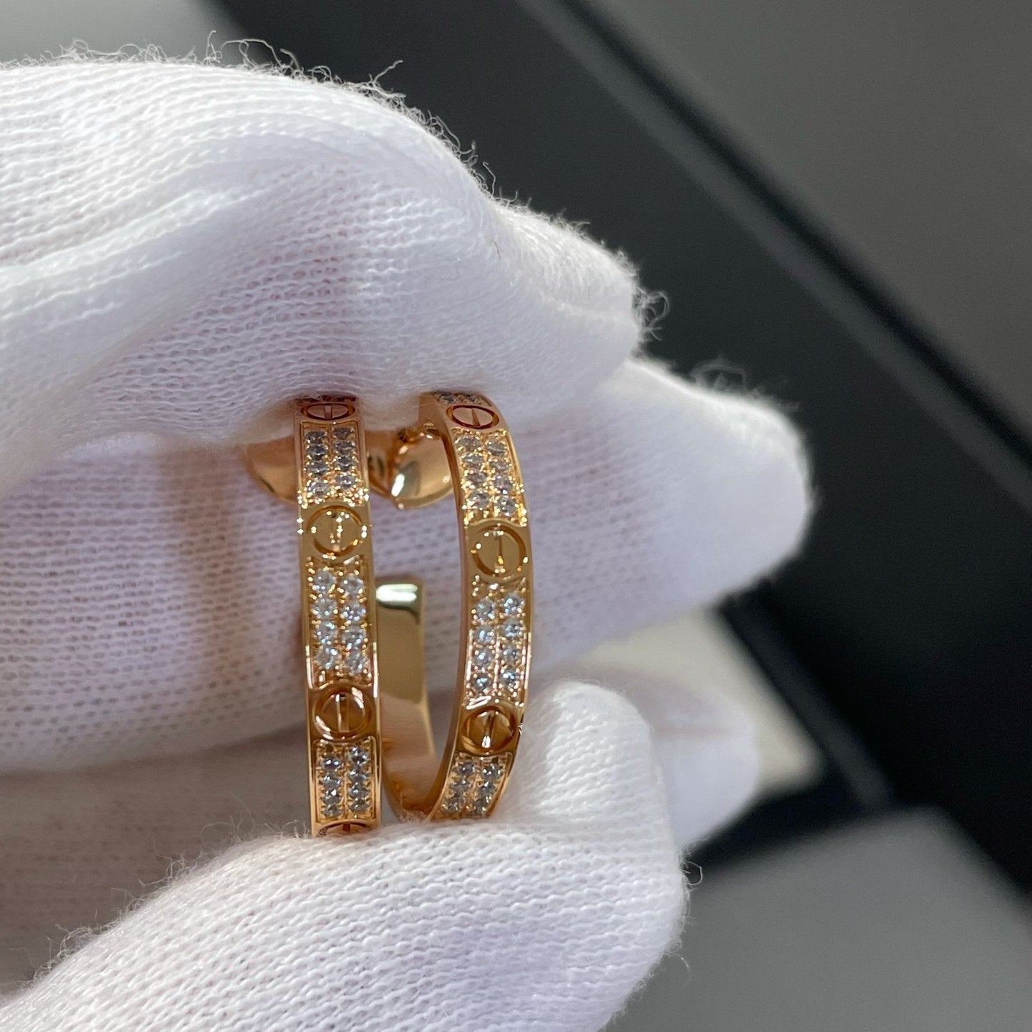 [Lumi Jewelry]LOVE DIAMOND PINK GOLD HOOP EARRINGS