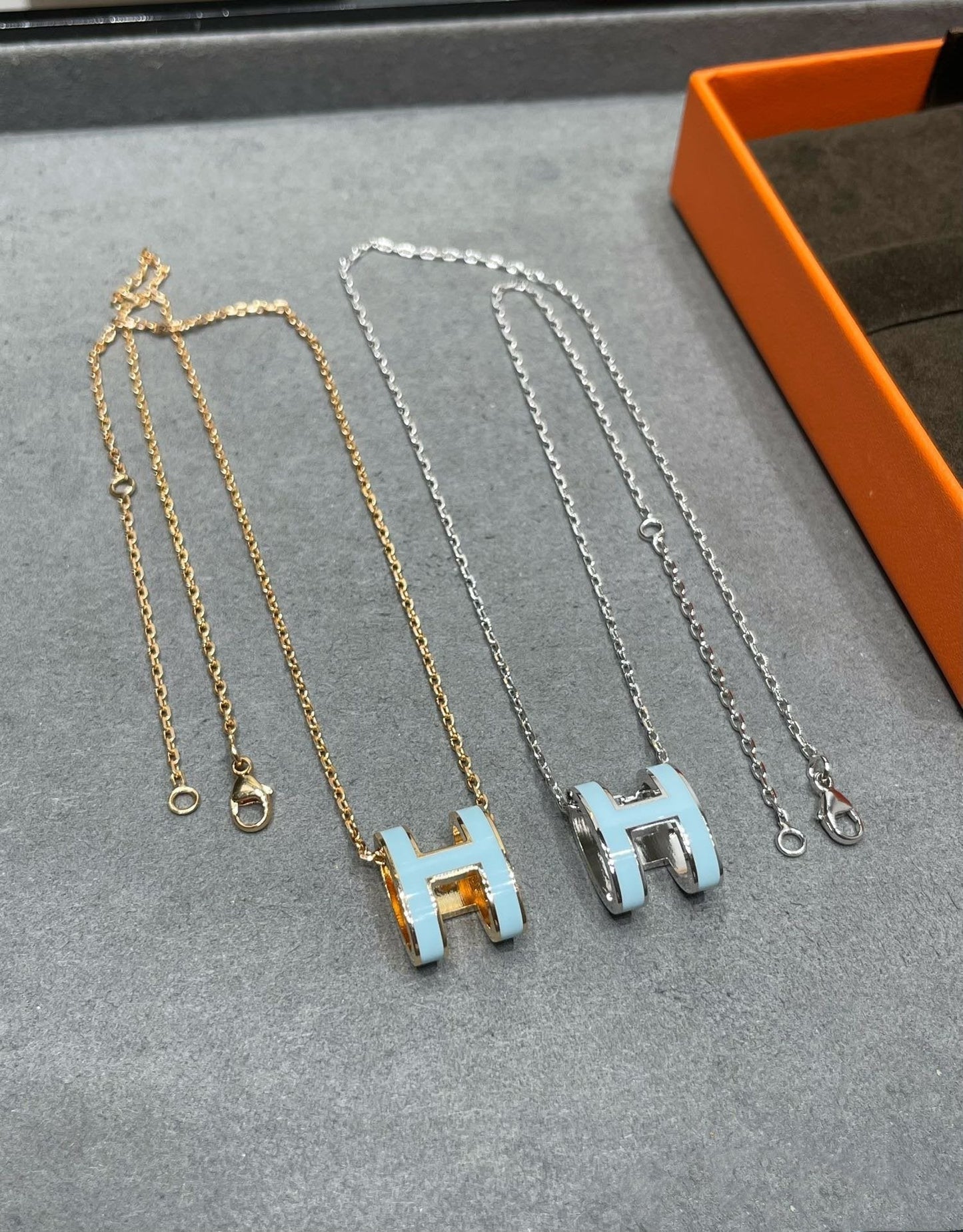 [Lumi Jewelry]POP H SKY BLUE NECKLACE