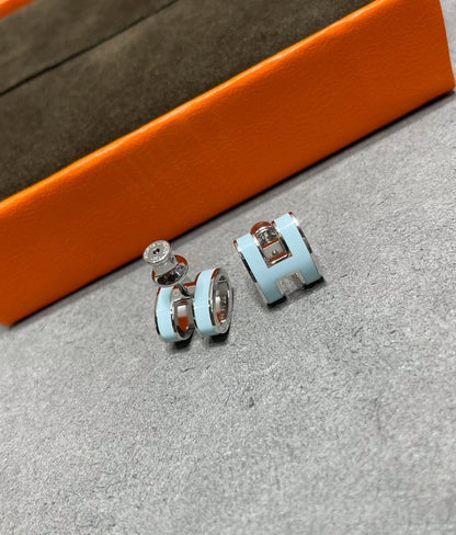 [Lumi Jewelry]POP H SKY BLUE STUD EARRINGS