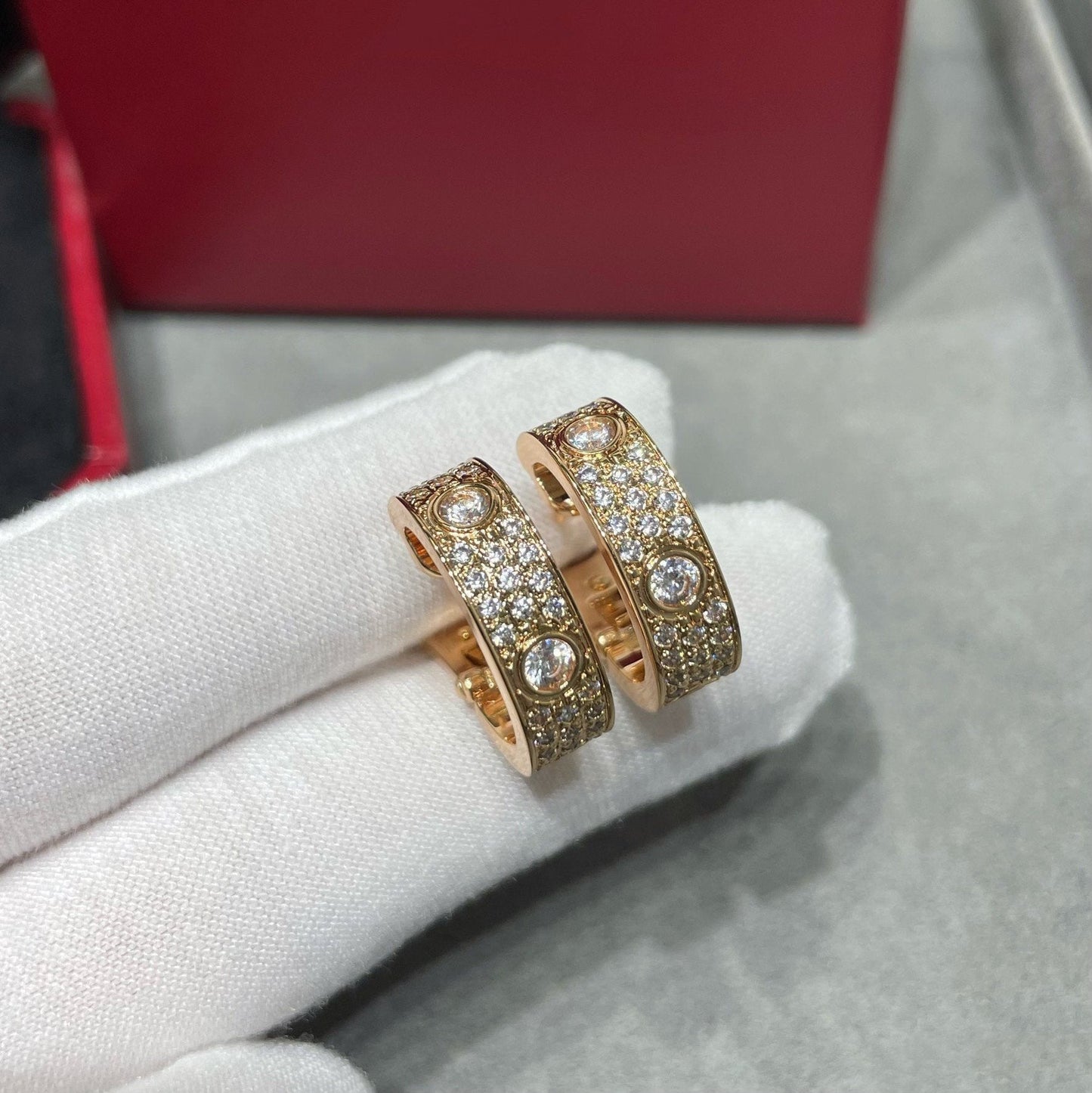 [Lumi Jewelry]LOVE 5.5MM DIAMOND PAVED EARRINGS