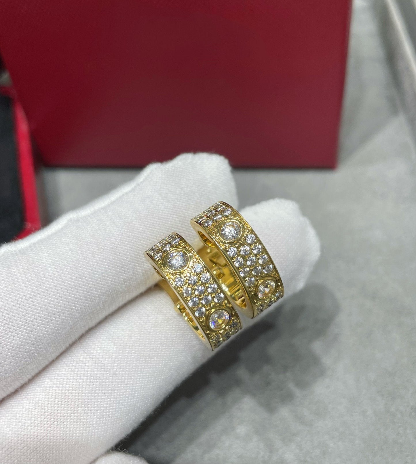 [Lumi Jewelry]LOVE 5.5MM DIAMOND PAVED EARRINGS