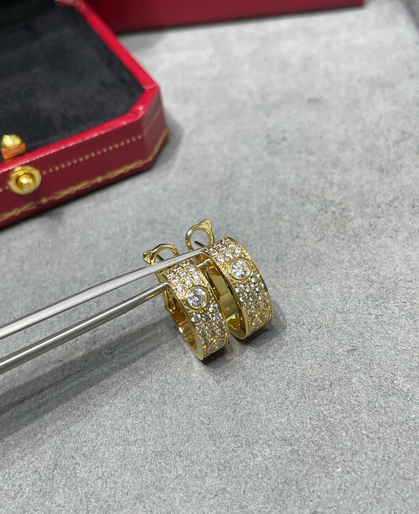 [Lumi Jewelry]LOVE 5.5MM DIAMOND PAVED EARRINGS