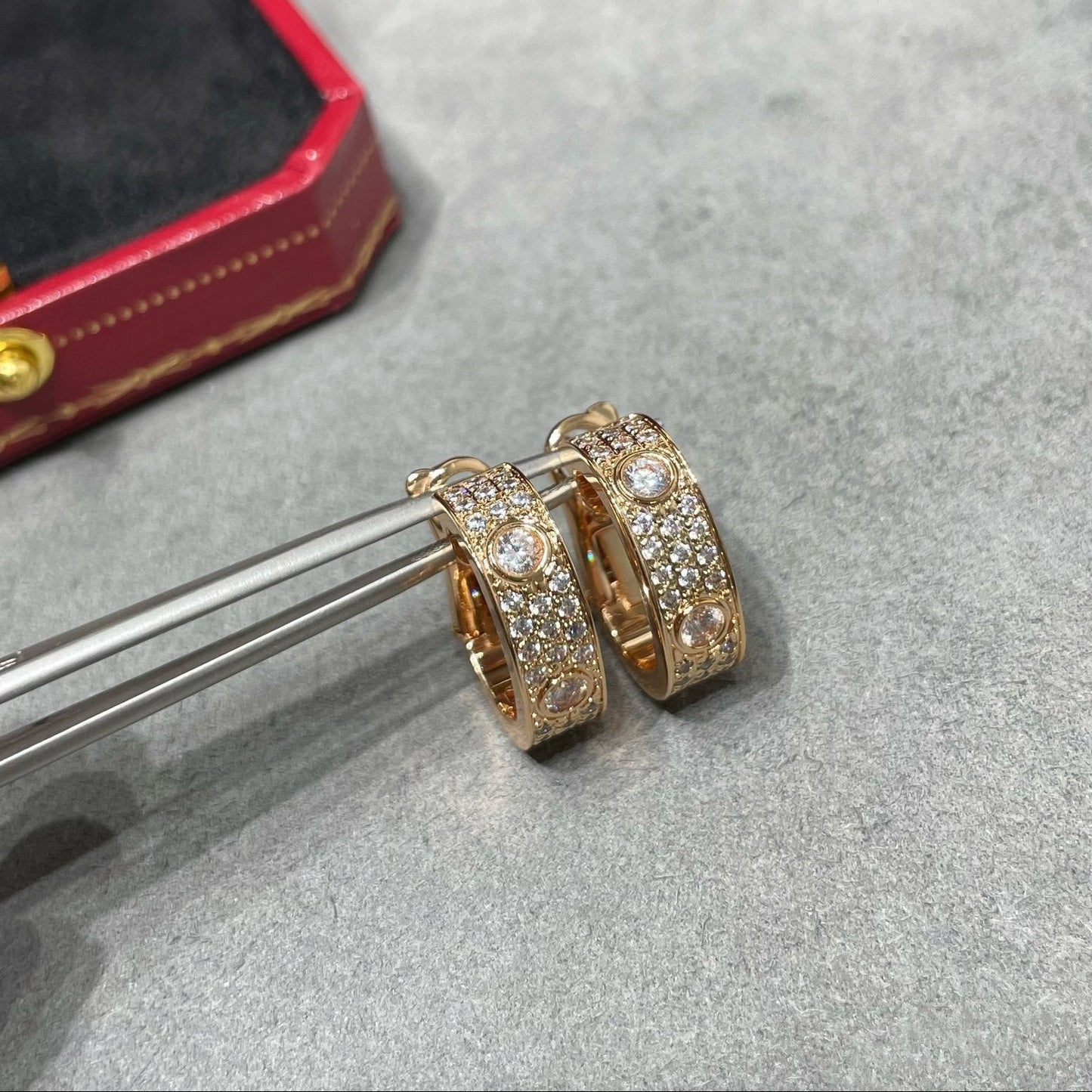 [Lumi Jewelry]LOVE 5.5MM DIAMOND PAVED EARRINGS