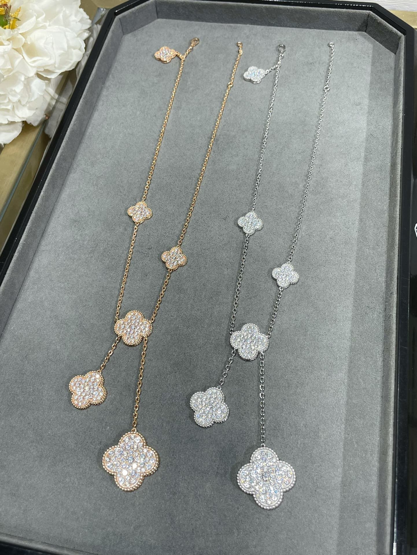 [Lumi Jewelry]CLOVER 6 MOTIF DIAMOND PAVED NECKLACE