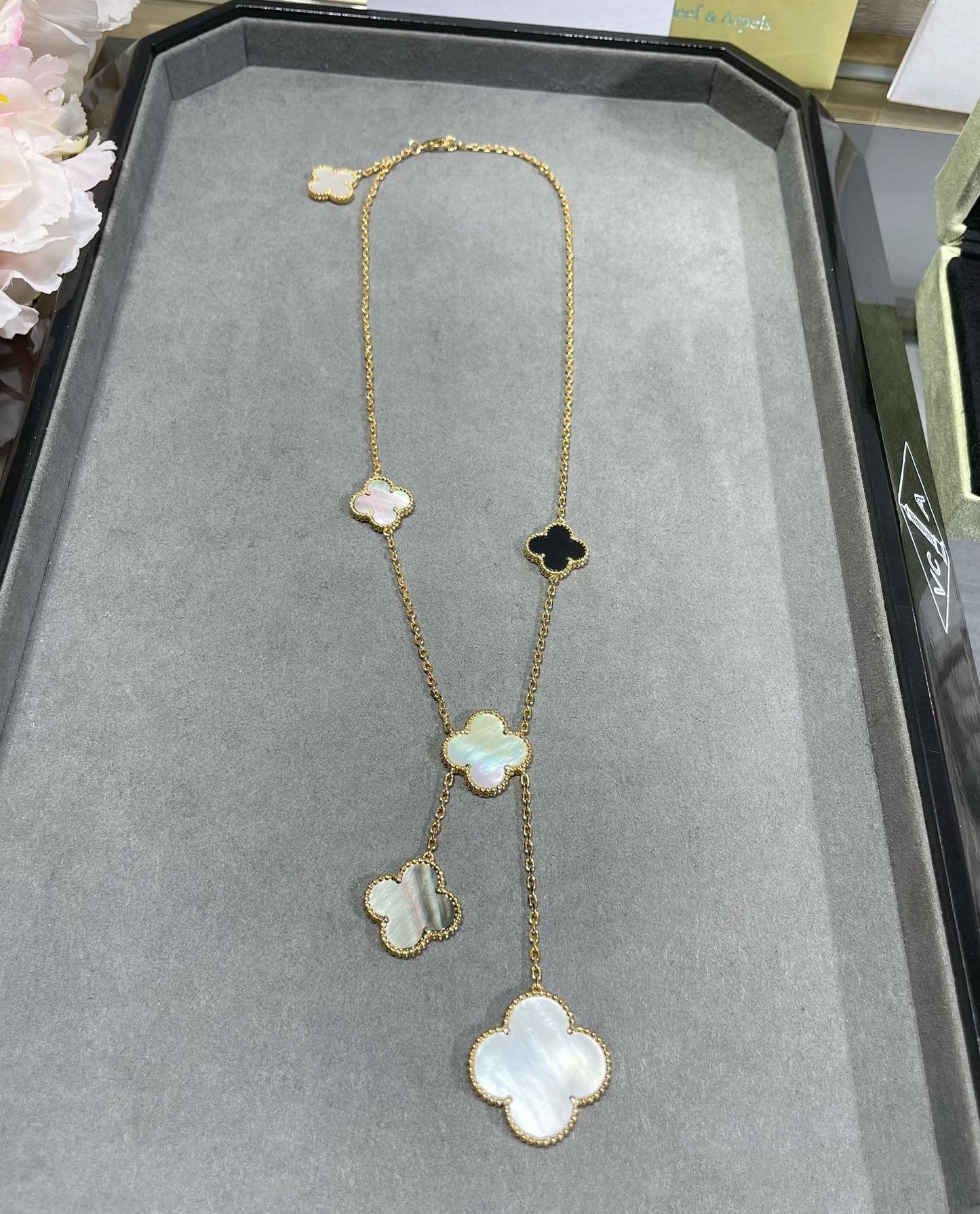 [Lumi Jewelry]CLOVER 6 MOTIF MOP ONYX GOLD NECKLACE