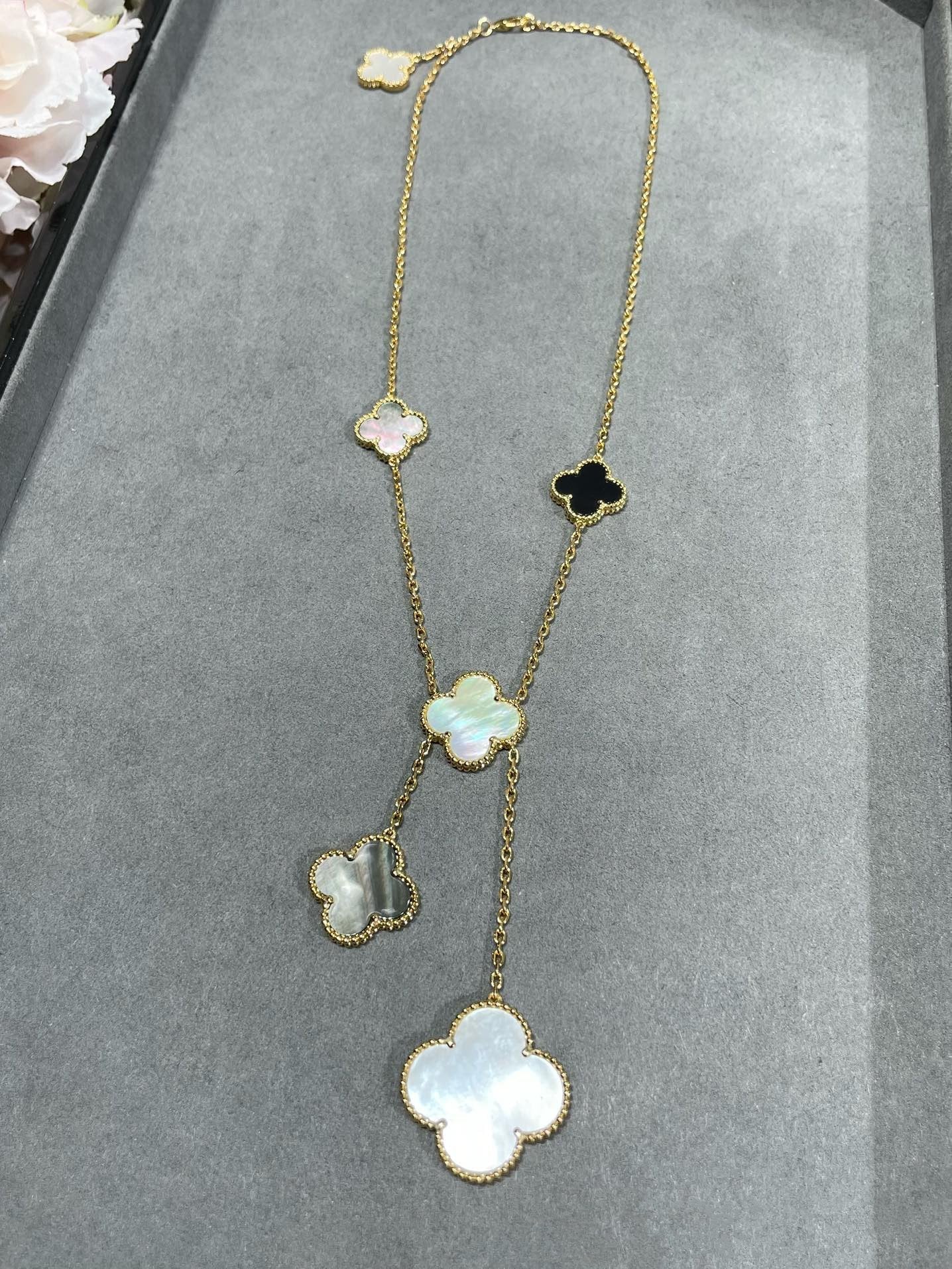 [Lumi Jewelry]CLOVER 6 MOTIF MOP ONYX GOLD NECKLACE