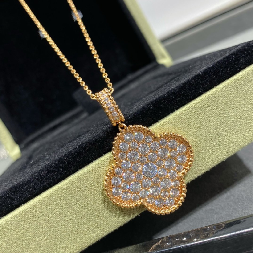 [Lumi Jewelry]CLOVER 25MM LARGE PEDANT DIAMOND PAVED LONG NECKLACE