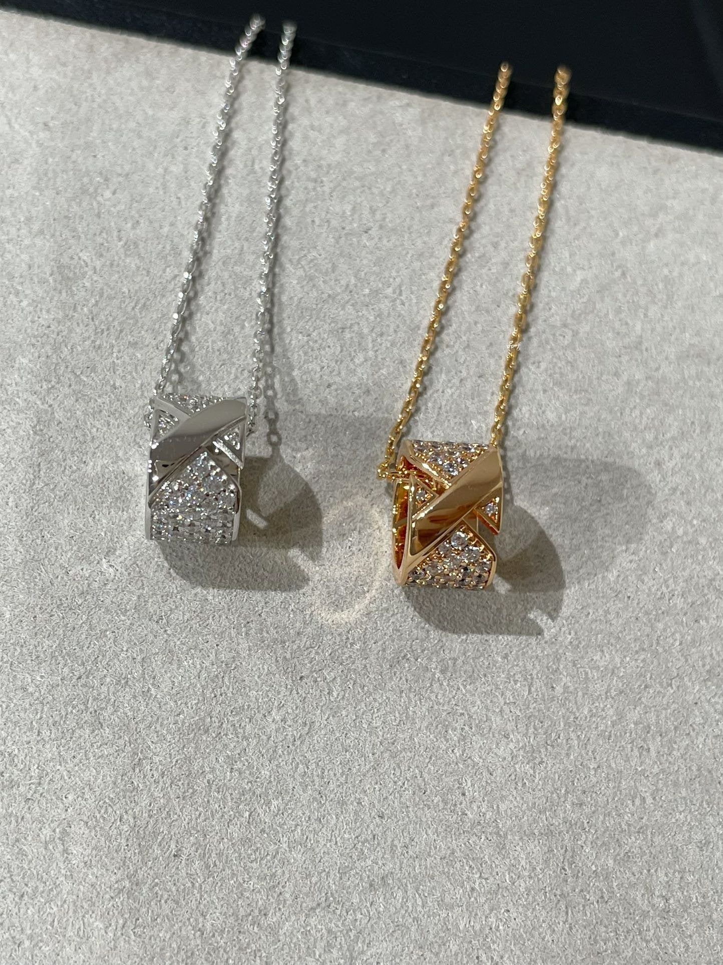 [Lumi Jewelry]LIENS EVIDENCE DIAMOND PAVED NECKLACE