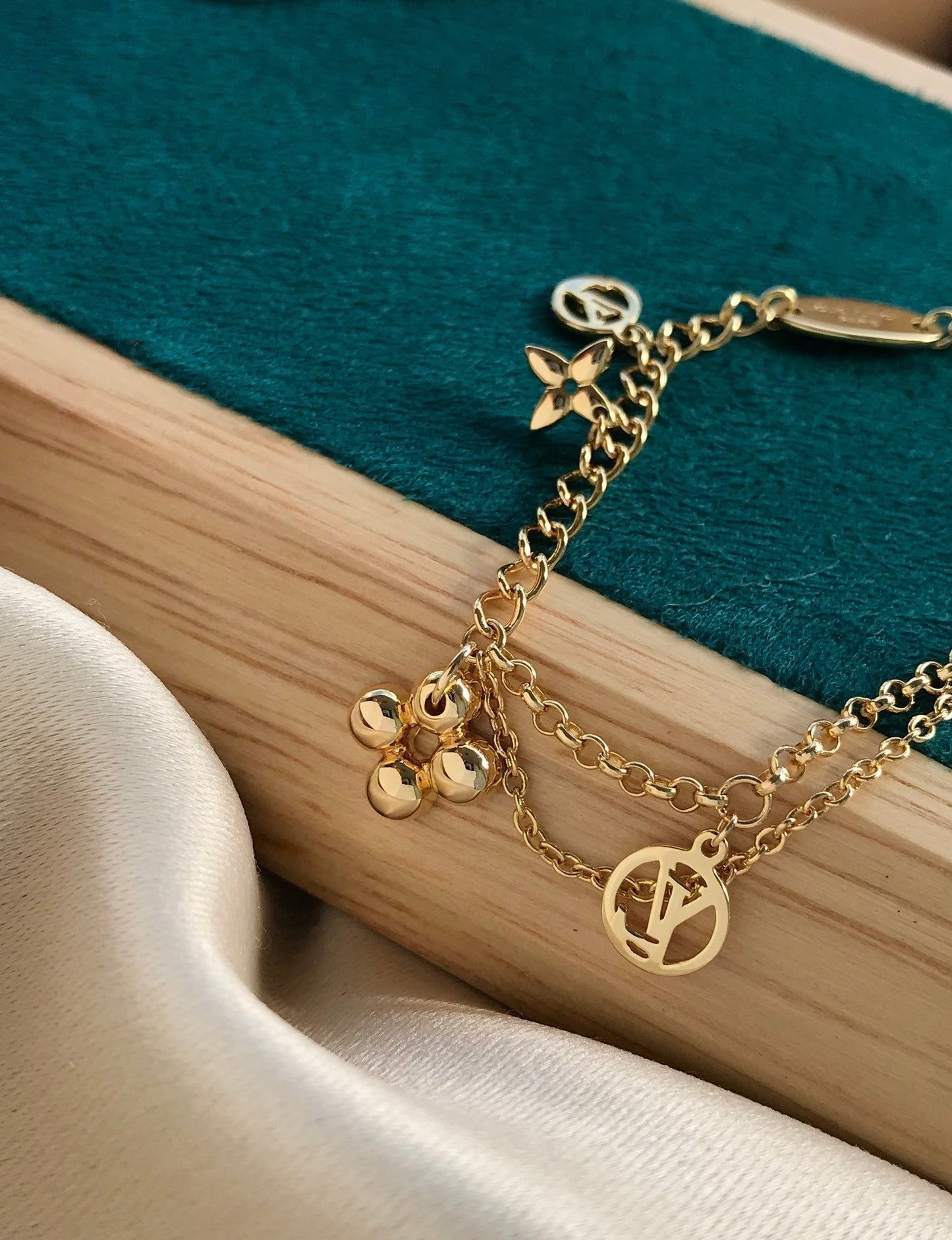[Lumi Jewelry]BLOOMING PINK GOLD MOP BRACELET