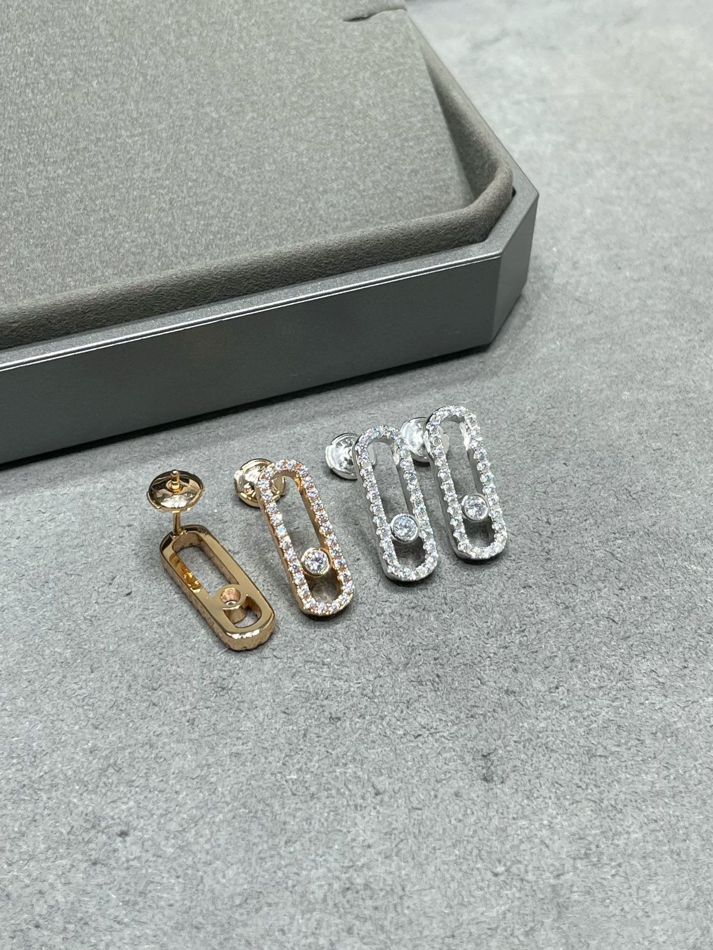 [Lumi Jewelery]MOVE UNO STUD DIAMOND PAVED EARRINGS