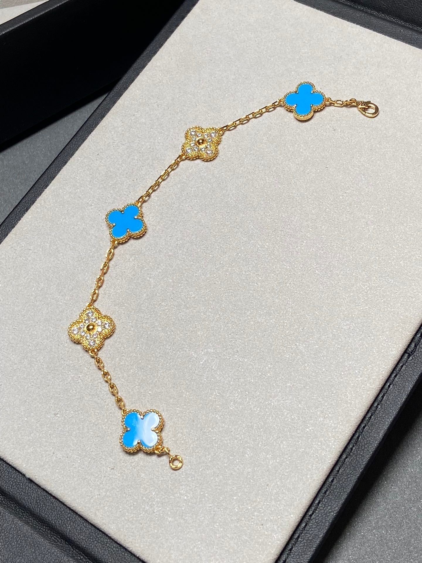 [Lumi Jewelry]CLOVER 5 MOTIF BLUE CHALCEDONY DIAMOND GOLD BRACELET