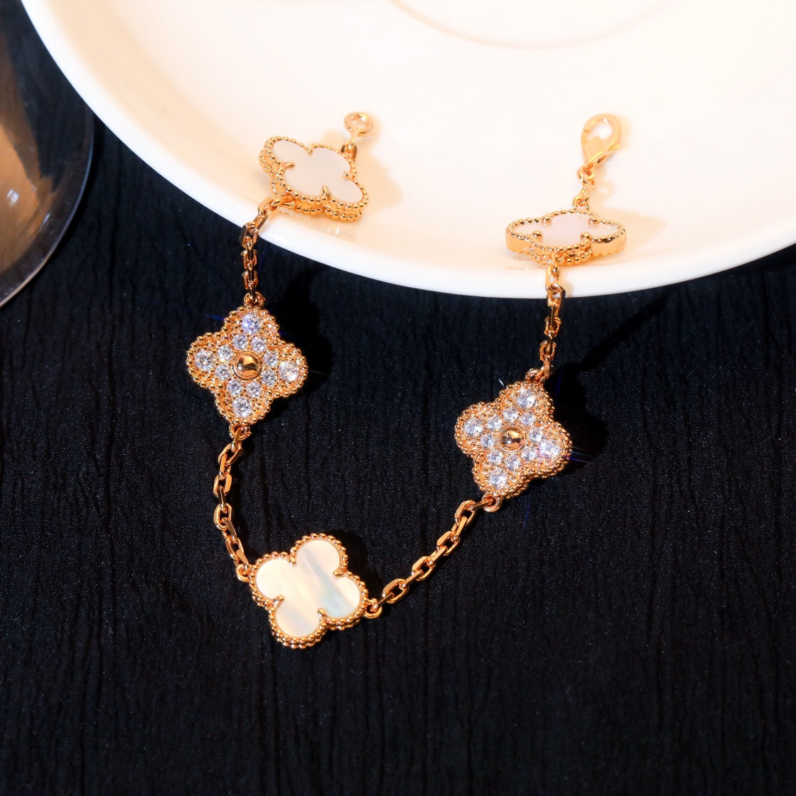 [Lumi Jewelry]CLOVER BRACELET 5 MOTIF WHITE MOP DIAMOND
