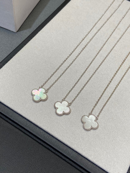[Lumi Jewelry]CLOVER MEDIUM SILVER WHITE MOP NECKLACE