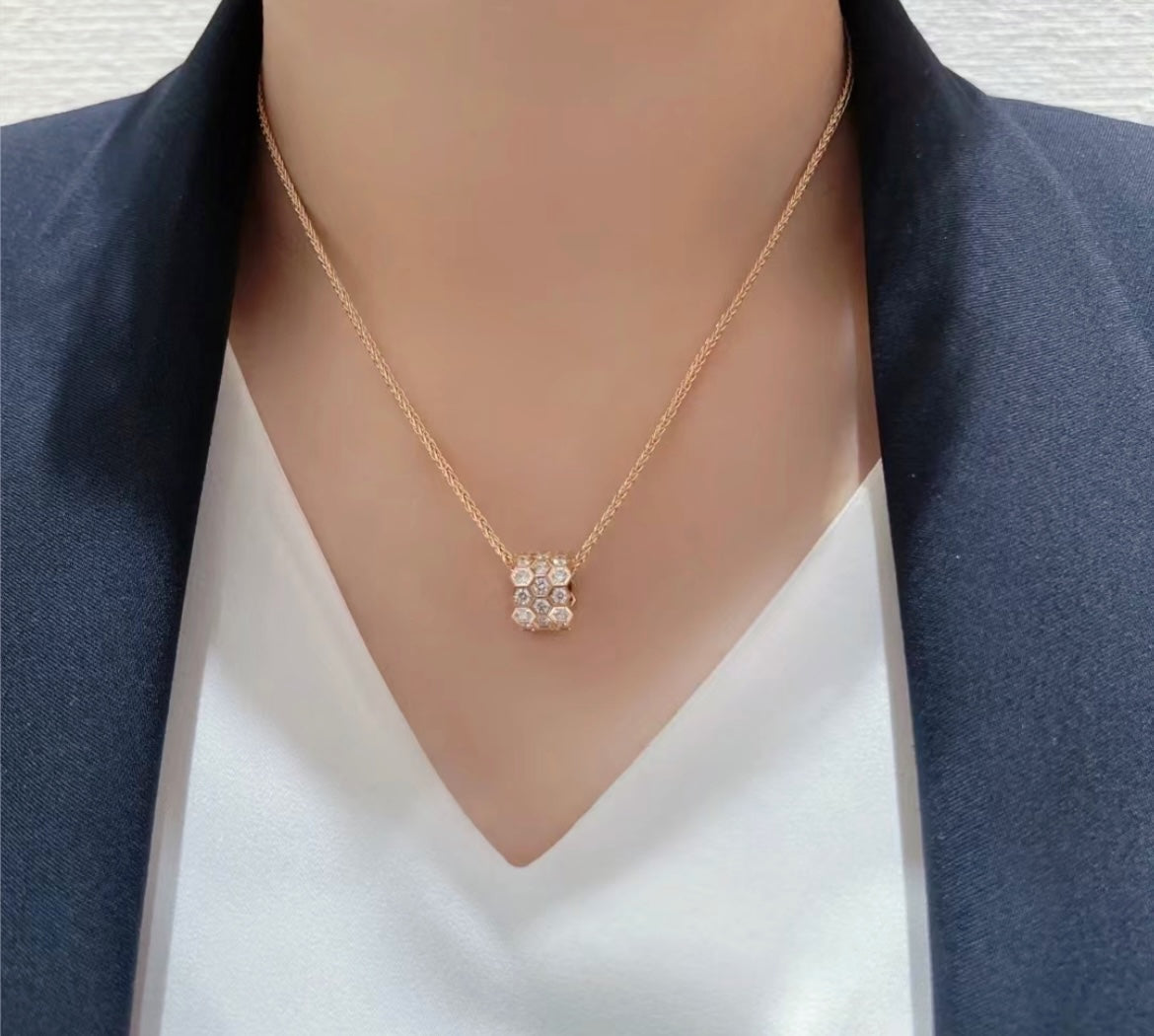 [Lumi Jewelry]BEE LOVE DIAMOND PAVED 3 ROW NECKLACE