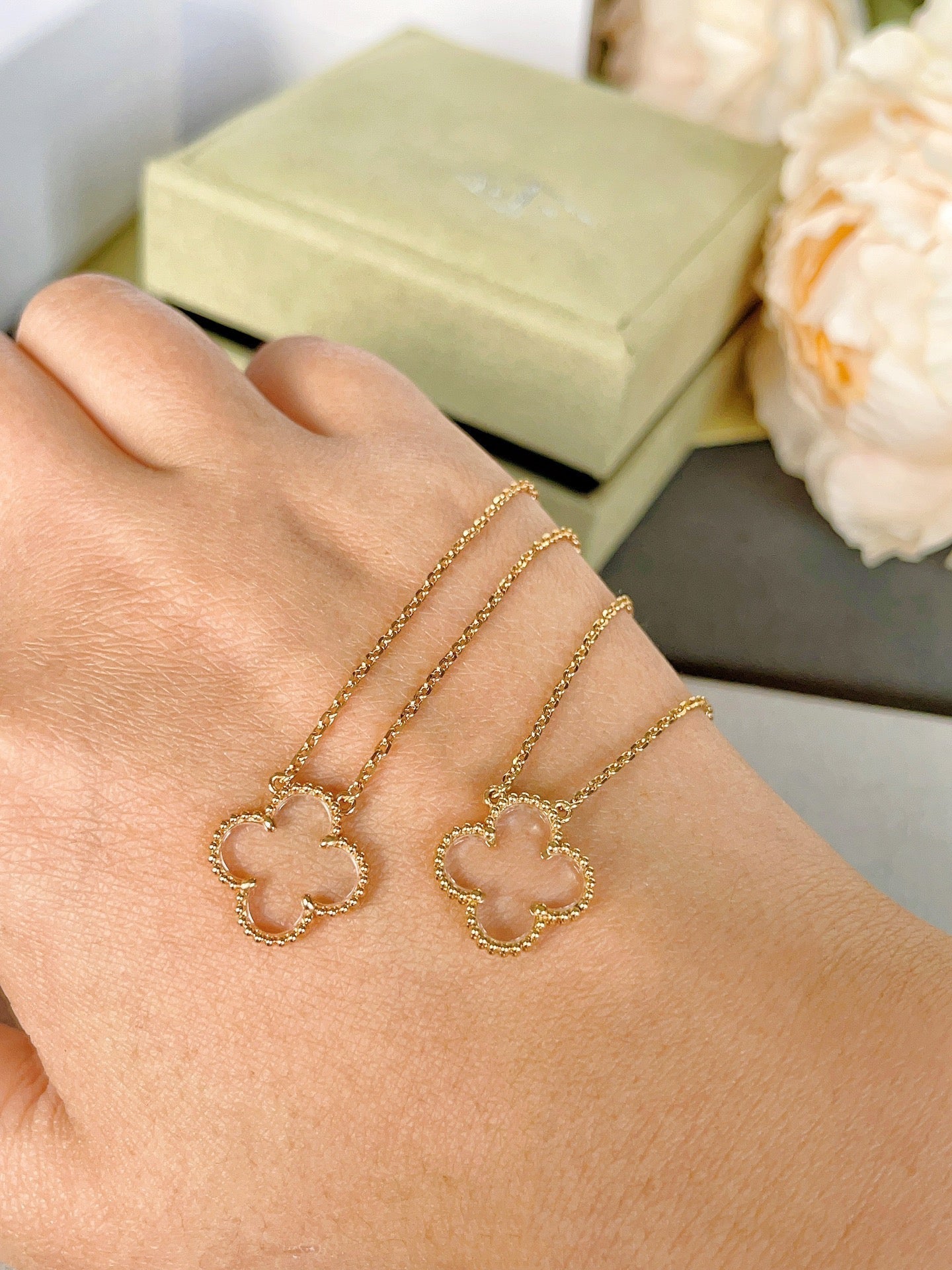 [Lumi Jewelry]CLOVER ROCK CRYSTAL ROSE GOLD NECKLACE