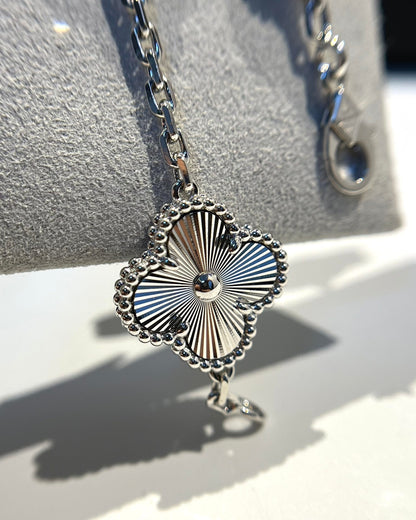 [Lumi Jewelry]CLOVER 5 MOTIF SILVER DIAMOND BRACELET