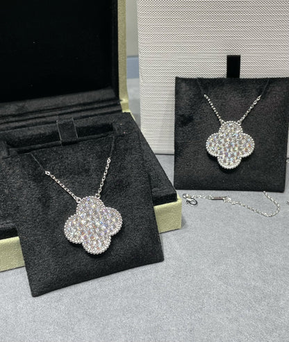 [Lumi Jewelry]CLOVER 25MM LARGE PENDANT DIAMOND PAVED SILVER NECKLACE