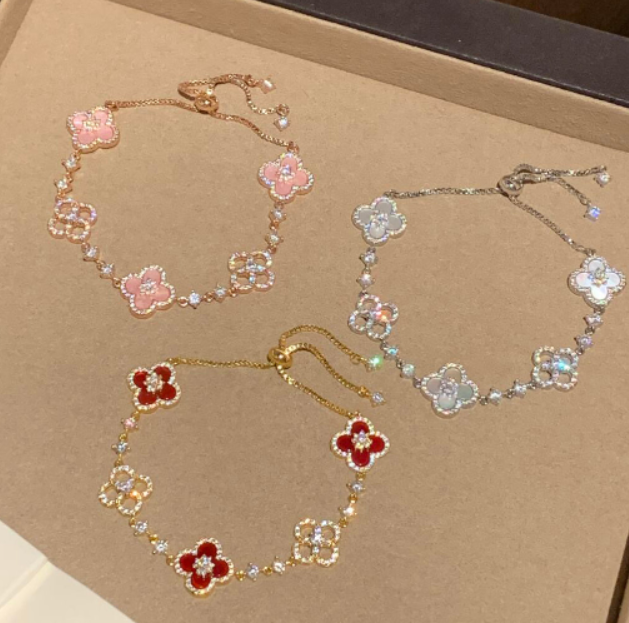 [Lumi Jewelry]CLOVER 5 MOTIF PINK BLUE RED WHITE BRACELET