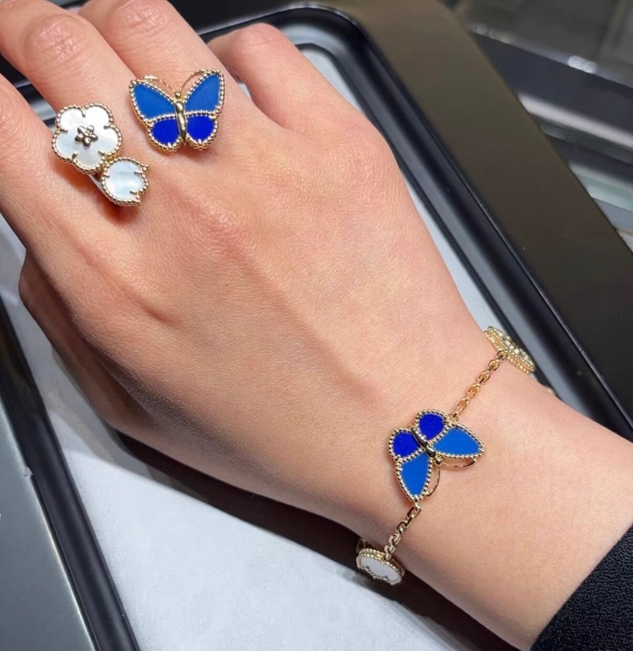 [Lumi Jewelry]LUCKY SPRING BUTTERFLY 5 MOTIF BRACELET