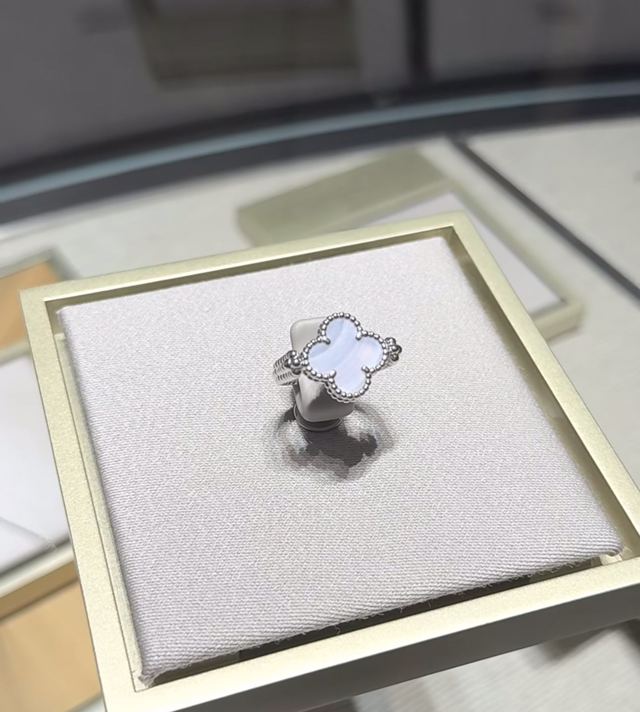 [Lumi Jewelry]CLOVER RIVERSIBLE PURPLE CHALCEDONY RING