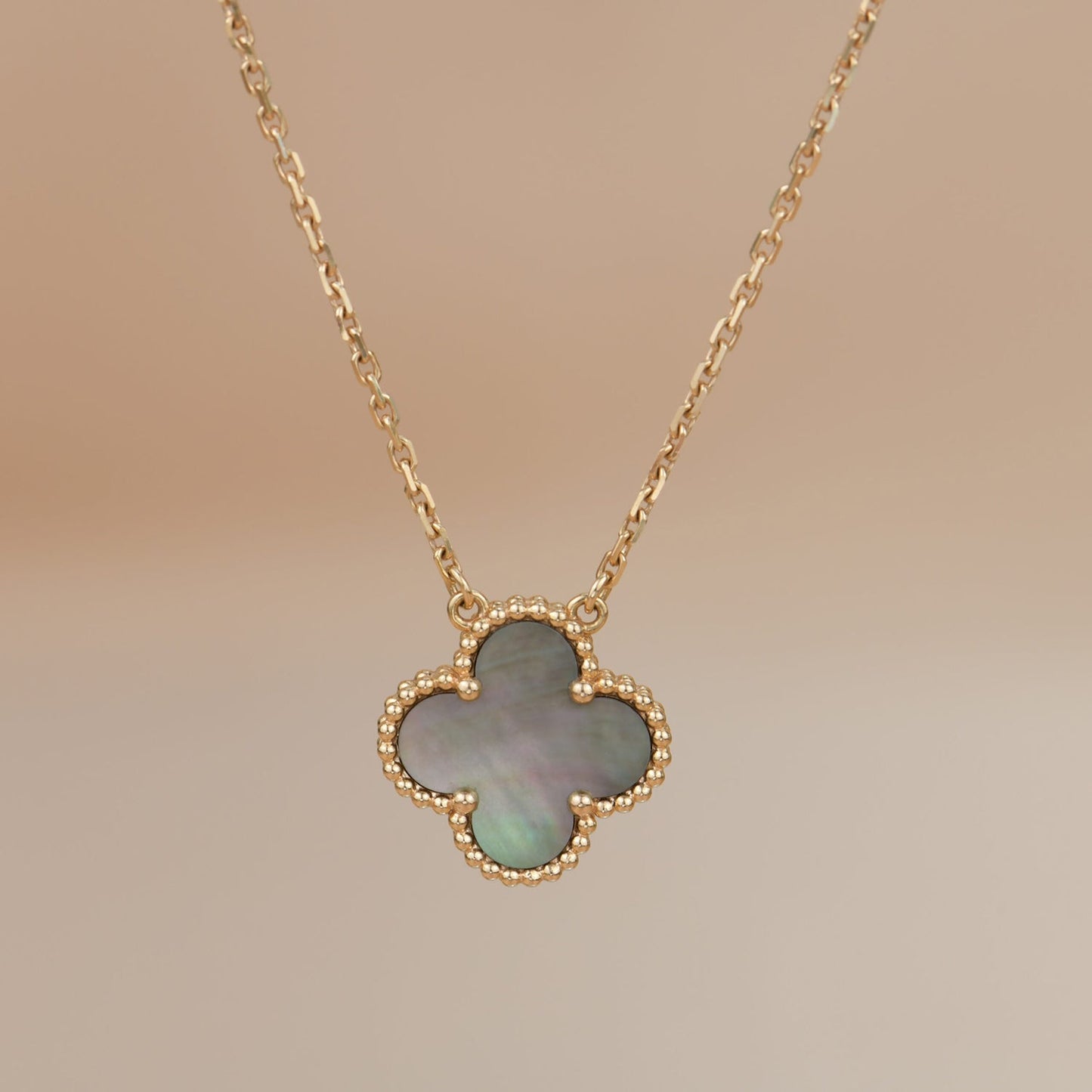 [Lumi Jewelry]CLOVER 15MM  GRAY MOTHER OF PEARL NECKLACE