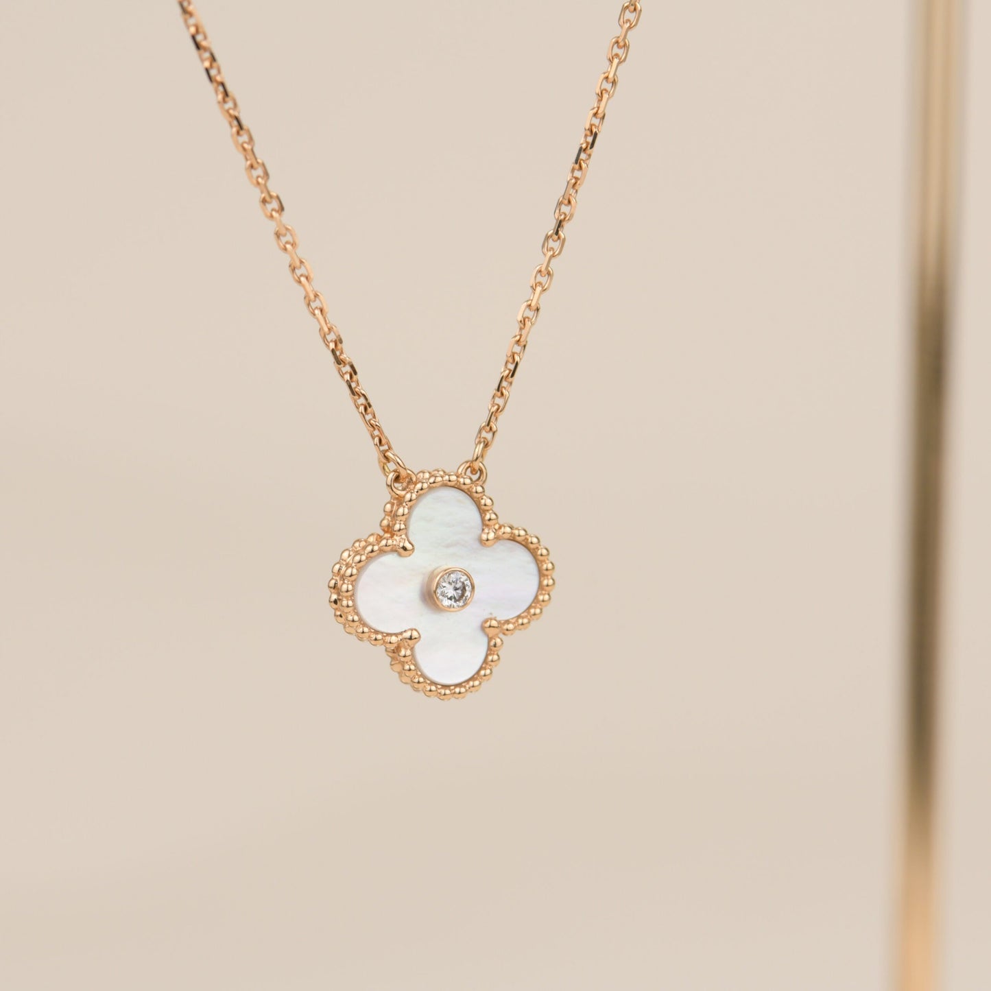 [Lumi Jewelry]CLOVER 15MM DIAMOND WHITE FRITILLARIA NECKLACE