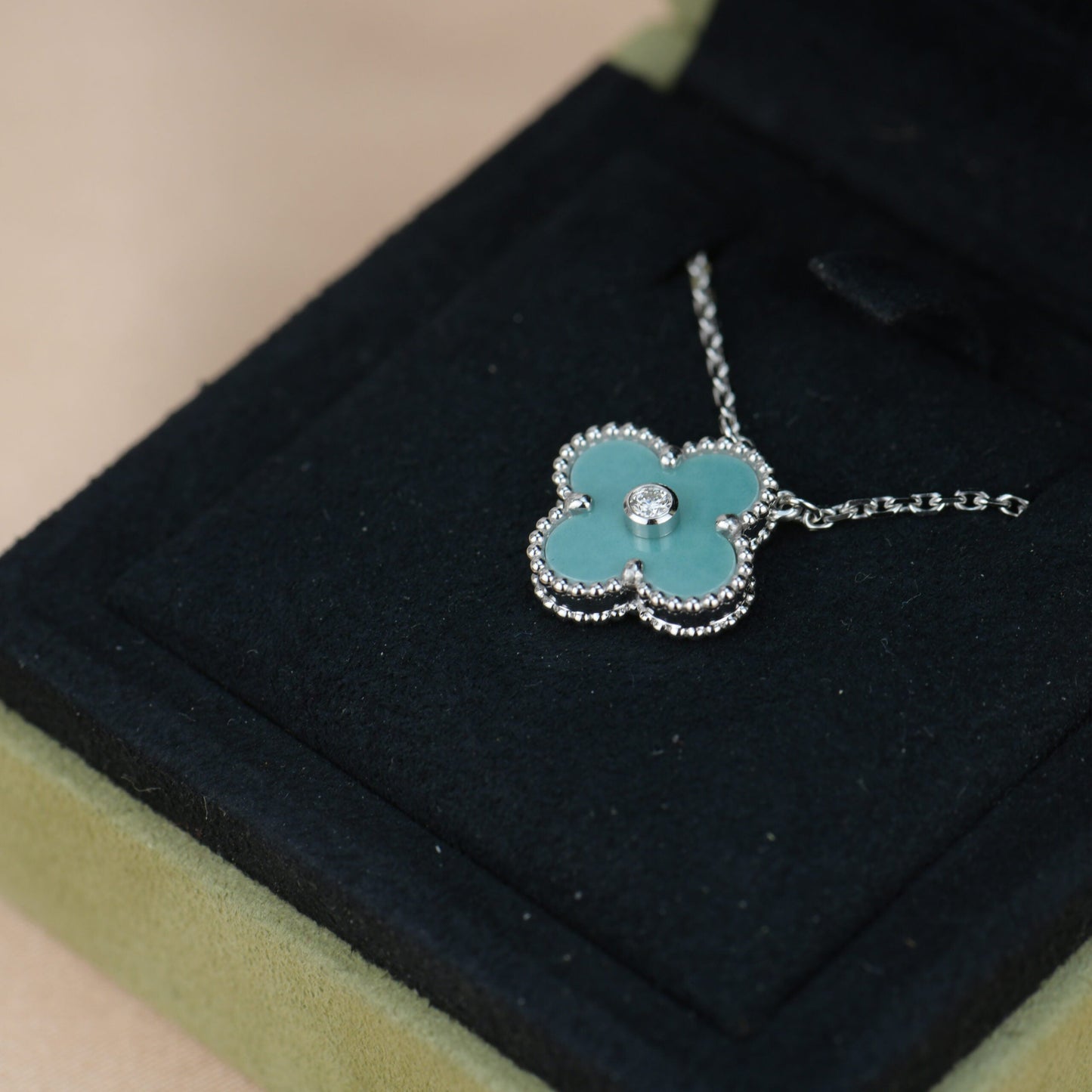 [Lumi Jewelry]CLOVER 15MM DIAMOND SVRES PORCELAIN  NECKLACE SILVER