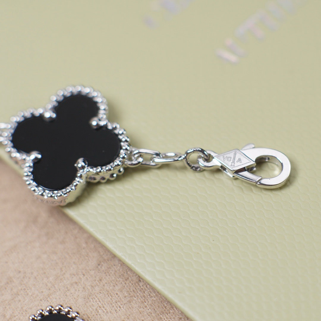 [Lumi Jewelry]CLOVER 5 MOTIF ONYXS  BRACELET SILVER