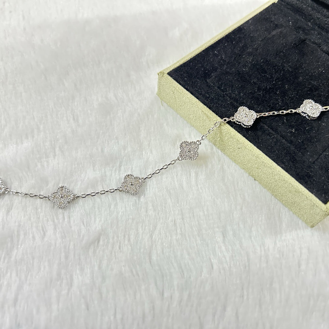 [Lumi Jewelry]CLOVER 6 MOTIF DIAMOND BRACELET