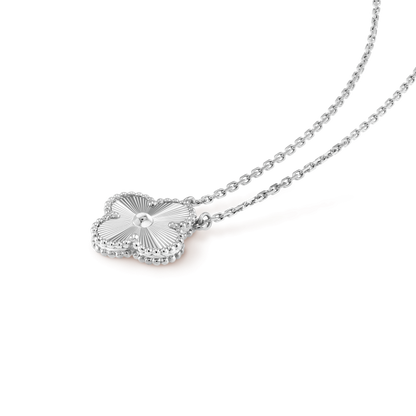 [Lumi Jewelry]CLOVER 15MM LASER NECKLACE SILVER