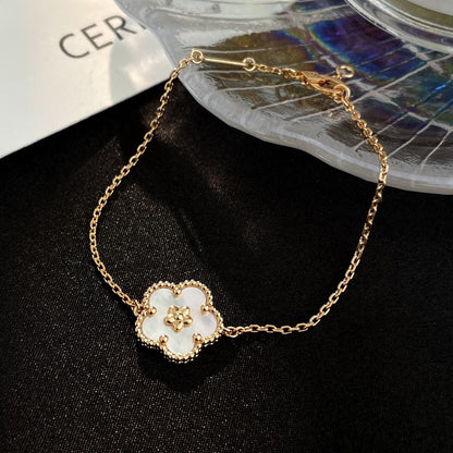 [Lumi Jewelry]LUCKY WHITE MOP PLUM BLOSSOM  BRACELET