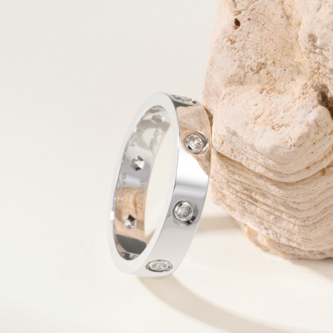 [Lumi Jewelry]LOVE 4MM 8 DIAMOND RING