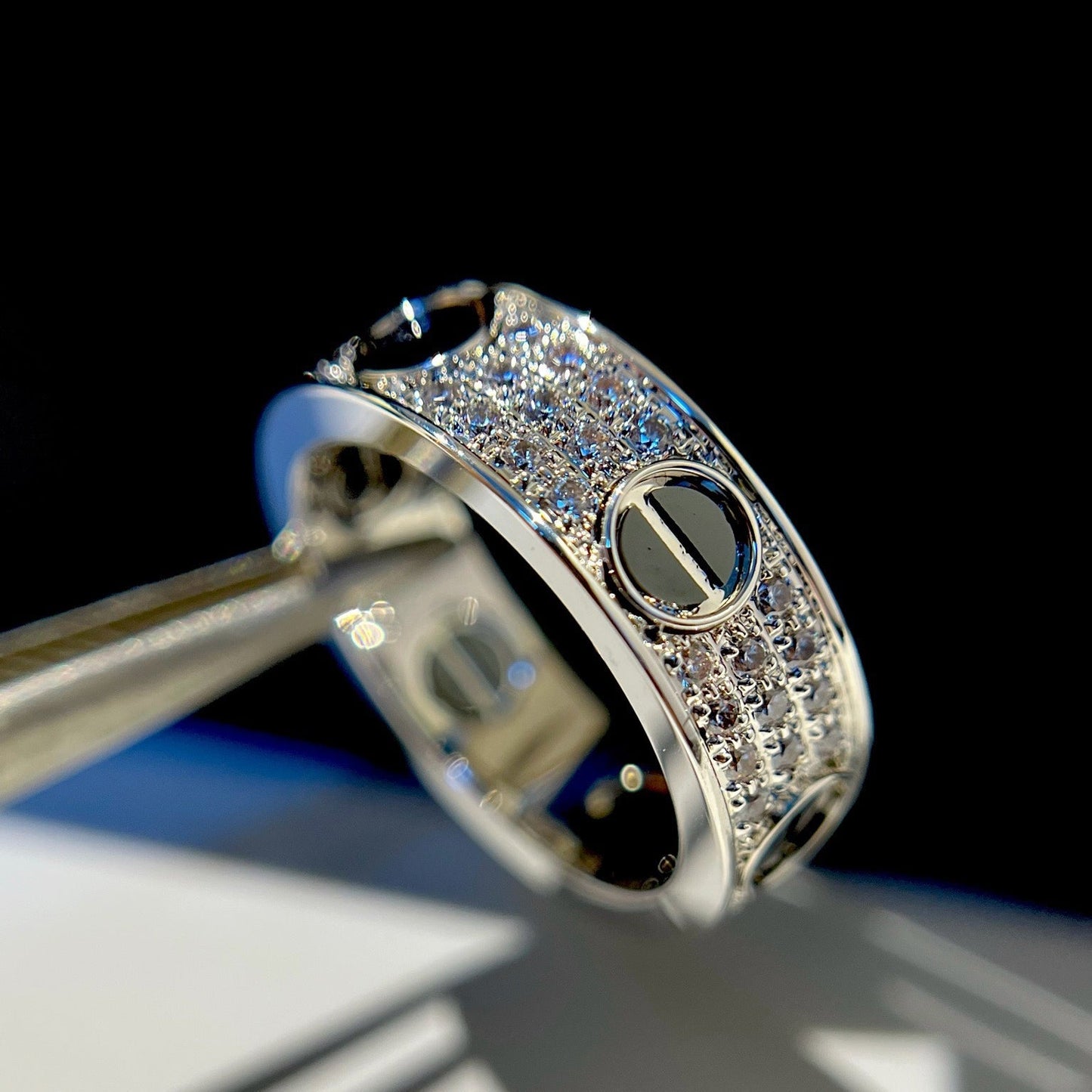 [Lumi Jewelry]LOVE RING 5.5MM DIAMONDS PAVED CERAMIC