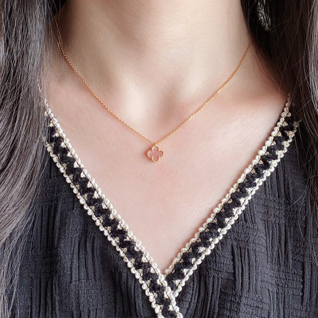 [Lumi Jewelry]CLOVER 15MM PINK MOTHER-OF-PEARL SINGLE FLOWER NECKLACE