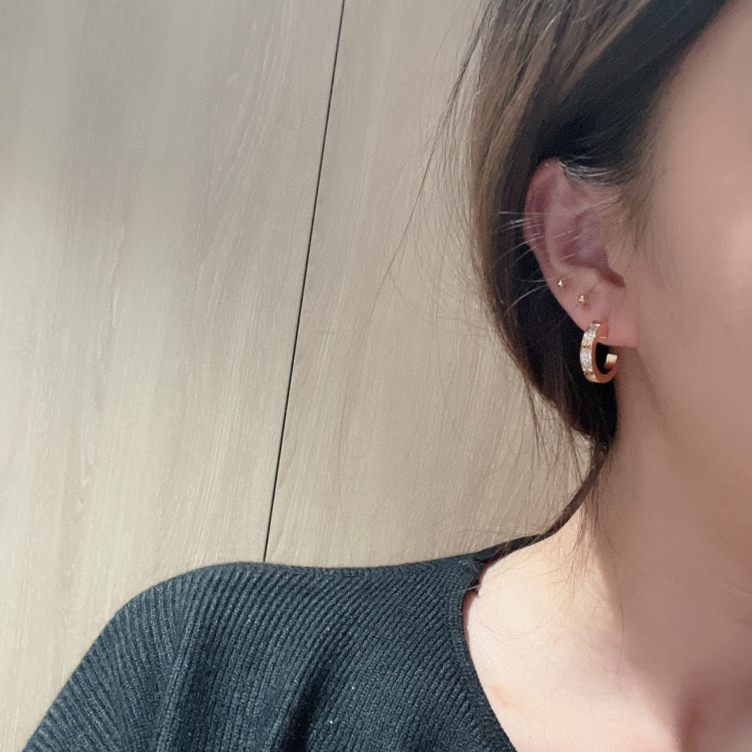 [Lumi Jewelry]LOVE 5.5MM DIAMOND PAVED EARRINGS