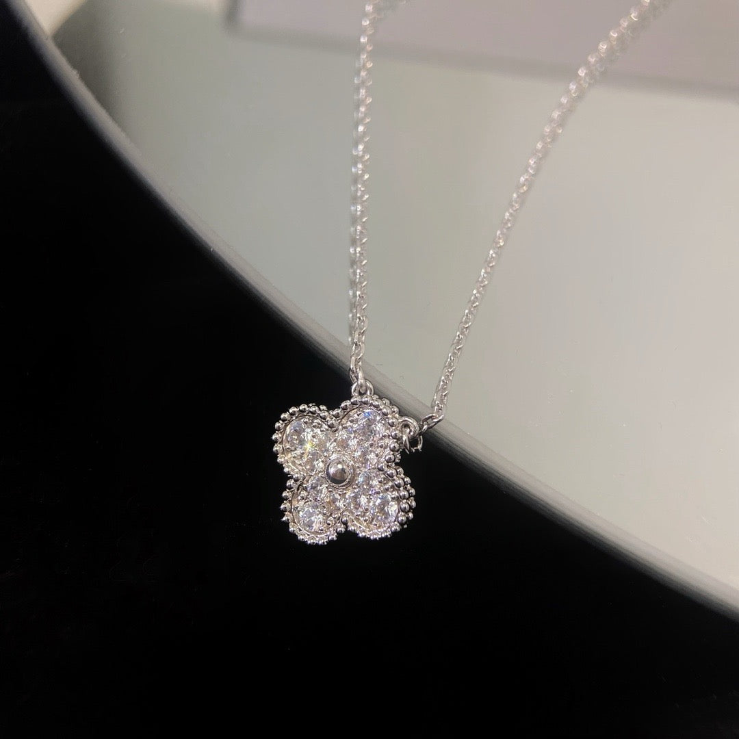 [Lumi Jewelry]CLOVER 15MM DIAMOND SINGLE FLOWER NECKLACE
