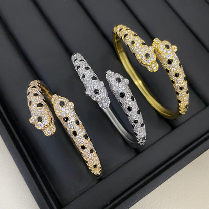 [Lumi Jewelry]PANTHERE DOUBLE HEADED HALF DIAMOND OPEN BRACELET