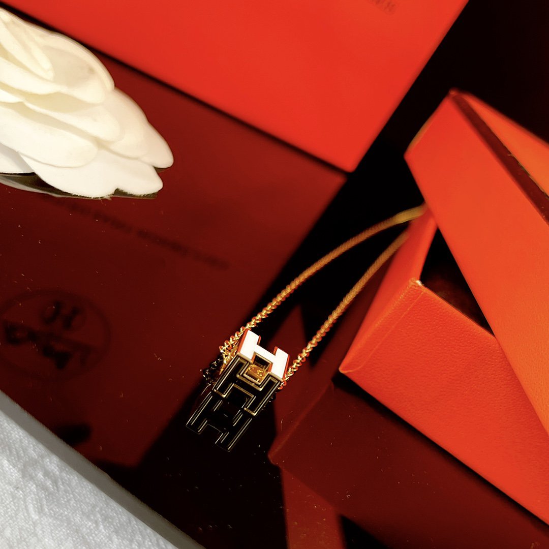 [Lumi Jewelry]H WHITE SQUARE GOLD NECKLACE