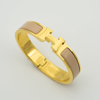 [Lumi Jewelry]H GREY BRACELET