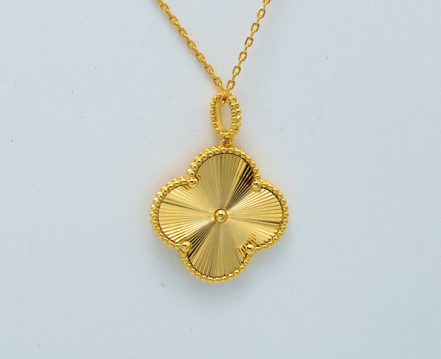 [Lumi Jewelry]CLOVER 25MM PEDANT NECKLACE GOLD