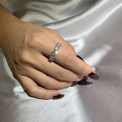 [Lumi Jewelry]Gorgeous Round Cut Tennis Ring
