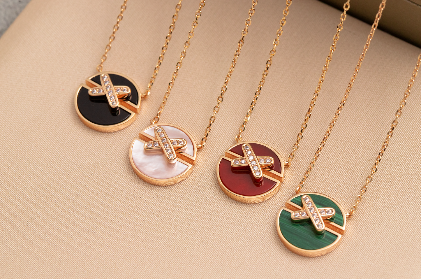 [Lumi Jewelry]JEUX DE PINK GOLD DIAMOND NECKLACE