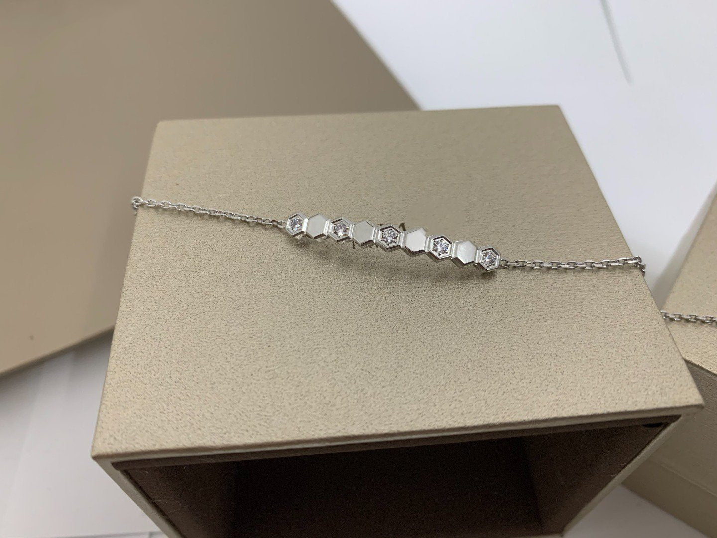 [Lumi Jewelry]BEE LOVE BRACELET DIAMOND