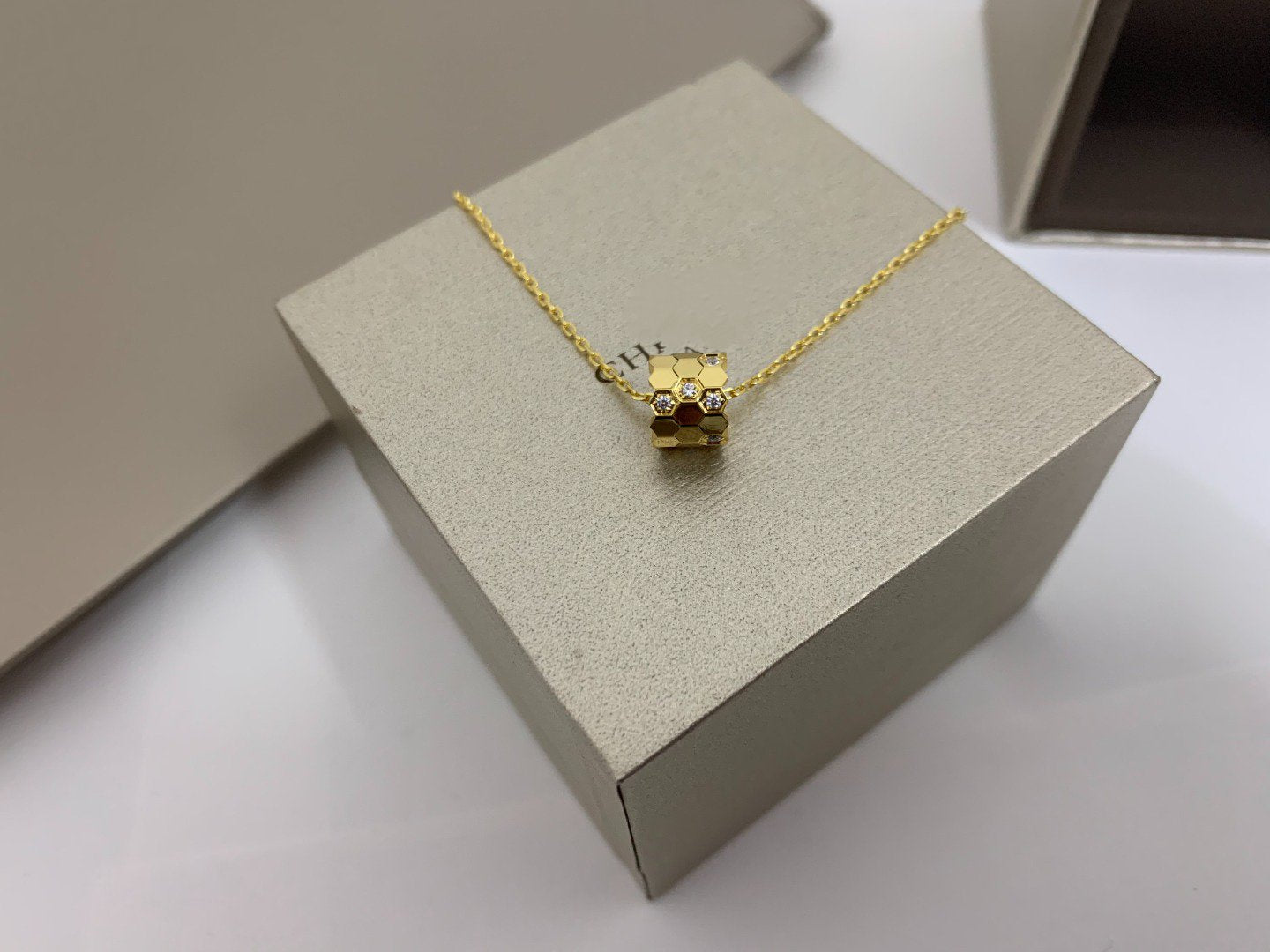 [Lumi Jewelry]BEE LOVE DIAMOND NECKLACE