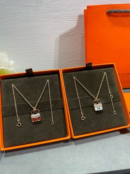 [Lumi Jewelry]H CIRCE MOISSANITE PENDANT NECKLACE GOLD