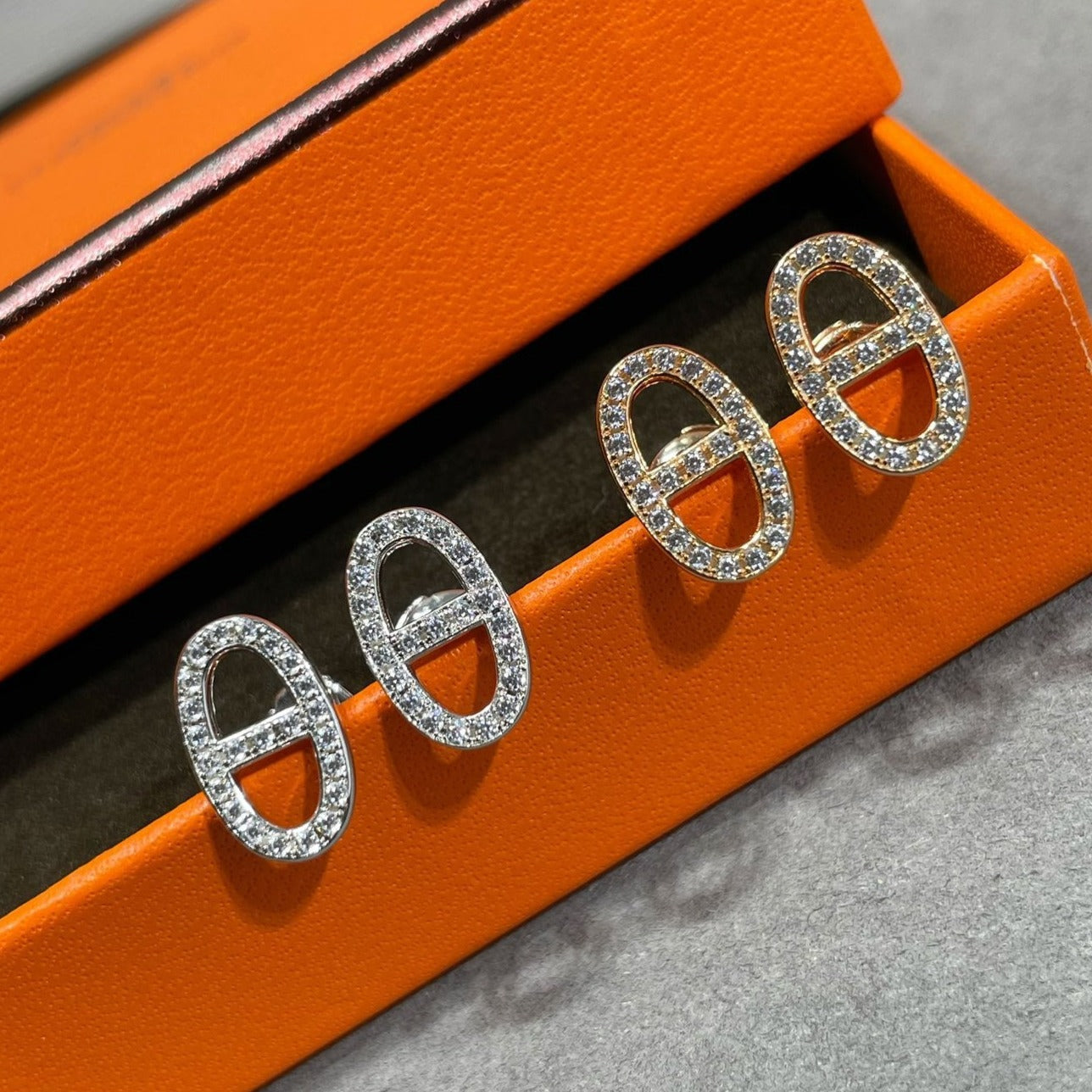 [Lumi Jewelry]HM FULL DIAMOND PIG NOSE STUD EARRINGS