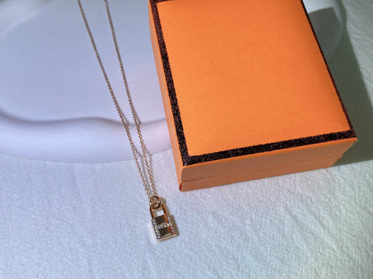 [Lumi Jewelry]HM ADVANCED NICHE LOCK HEAD NECKLACE DIAMONDS