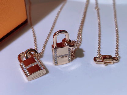 [Lumi Jewelry]HM ADVANCED NICHE LOCK HEAD NECKLACE DIAMONDS