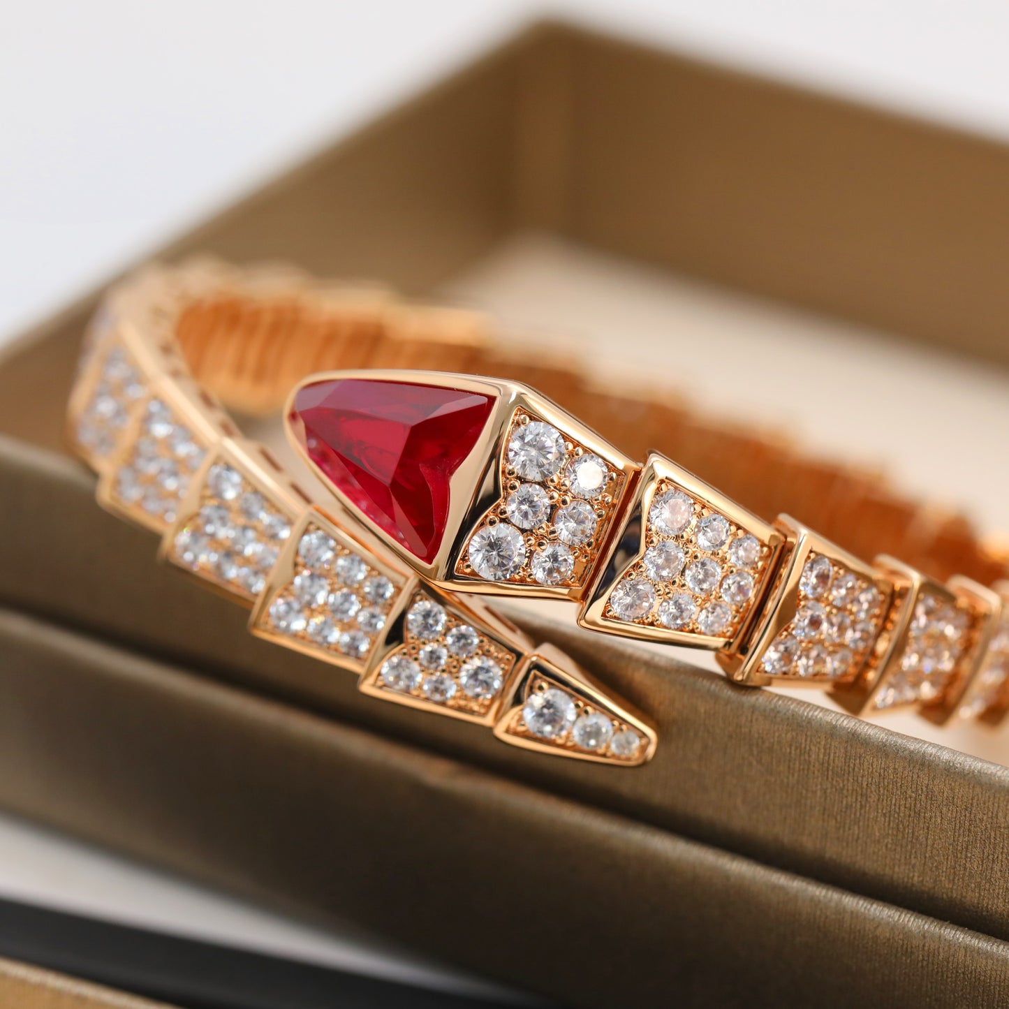 [Lumi Jewelry]Serpenti Viper Bracelet with Rubellite & Full Pavé Diamonds